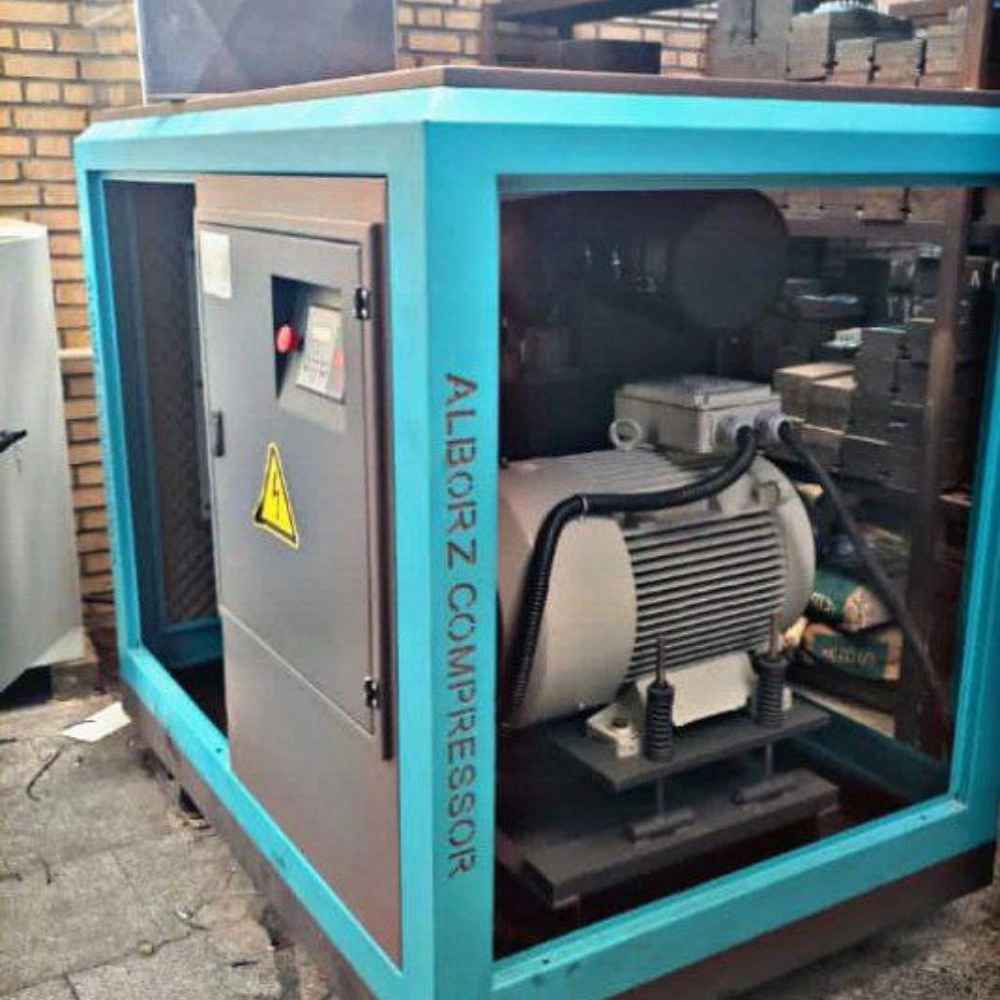 راه اندازی خط کامل کمپرسور های 55 کیلووات کارخانه کفش